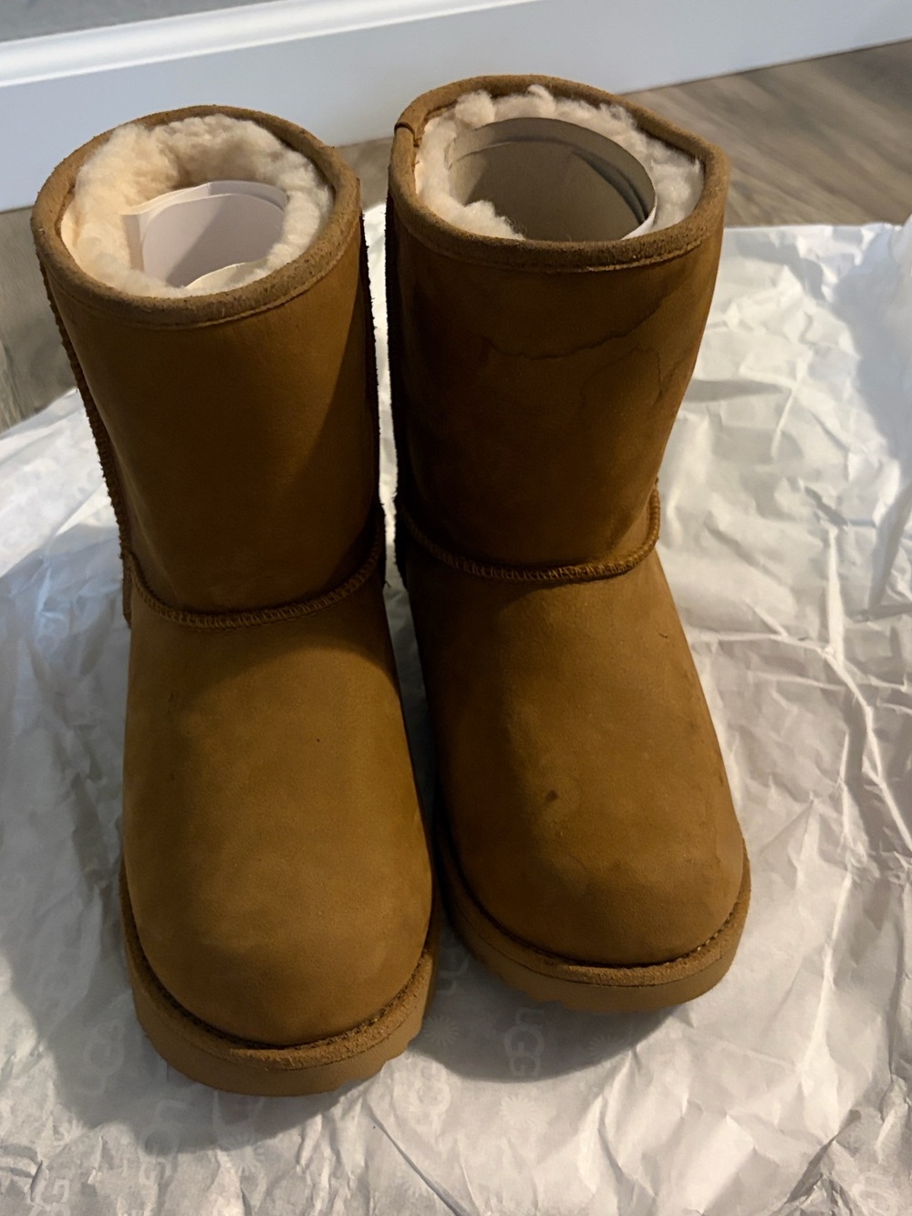 UGG Kids Chestnut Short Sheepskin Boots